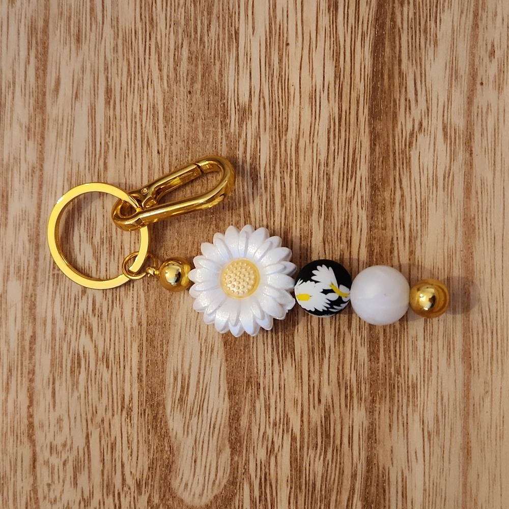 Beaded keychain - Picture 3 of 3